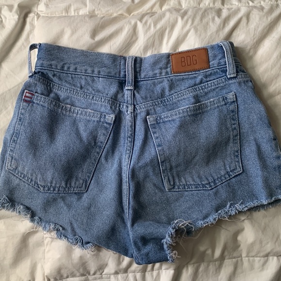 denim short shorts - Picture 2 of 2
